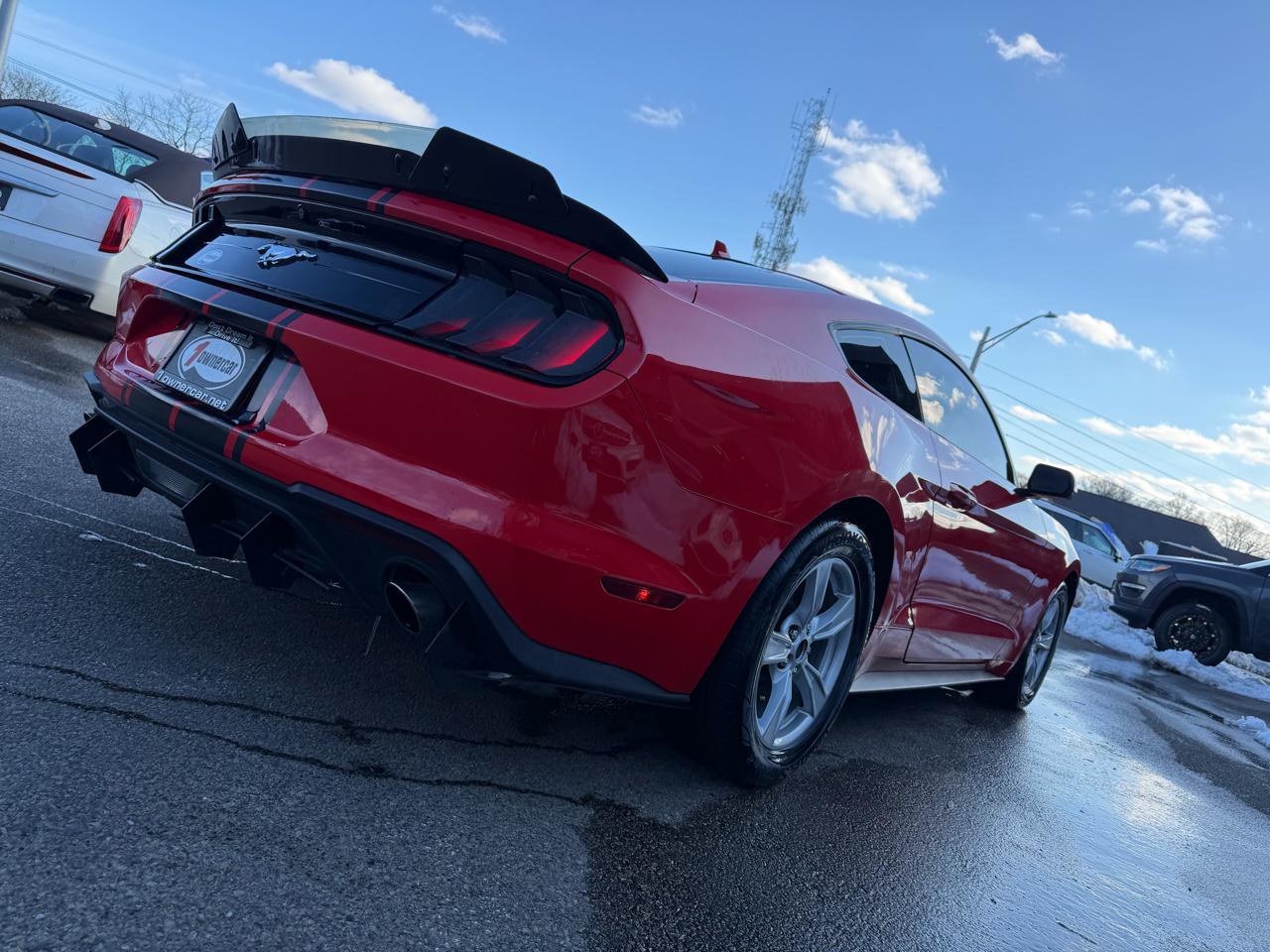 Ford Mustang EcoBoost Fastback 2021
