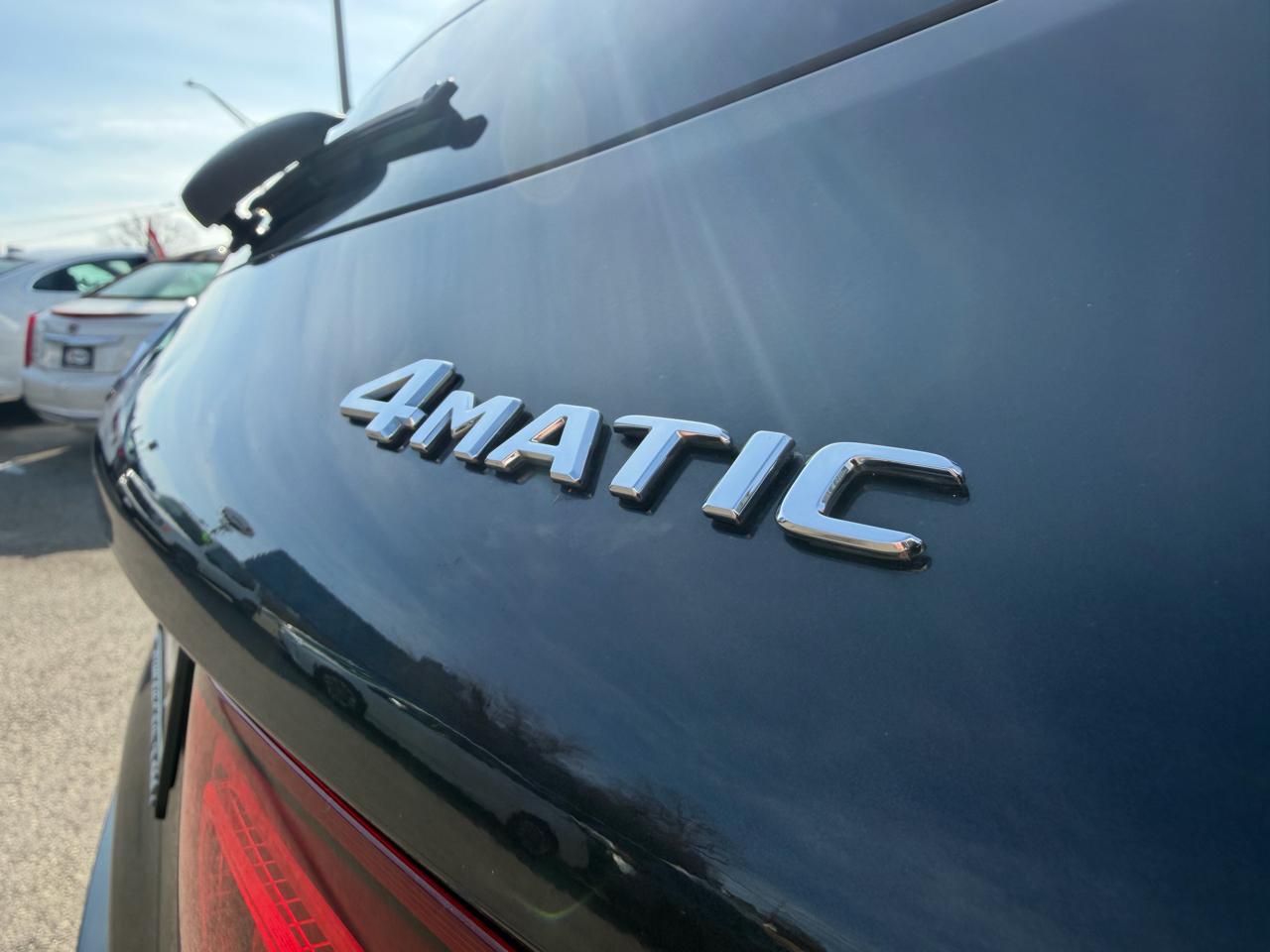 Mercedes-Benz GLC GLC 300 4MATIC SUV 2021