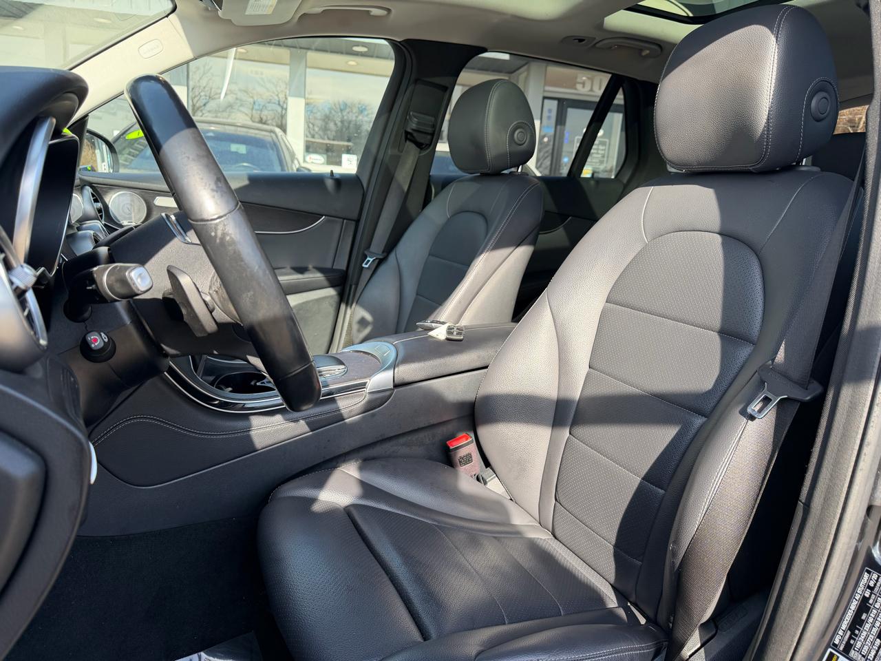 Mercedes-Benz GLC GLC 300 4MATIC SUV 2021