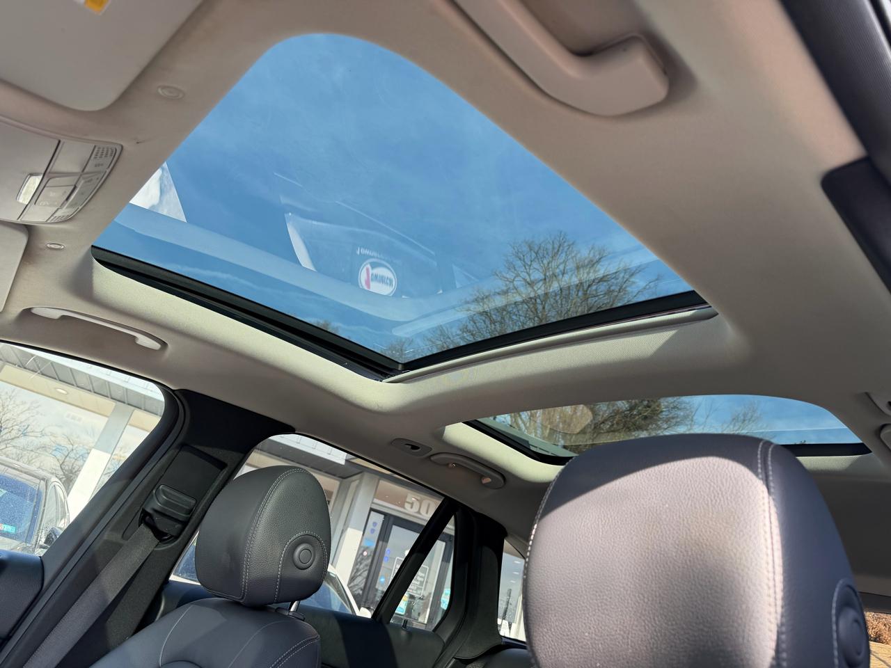 Mercedes-Benz GLC GLC 300 4MATIC SUV 2021