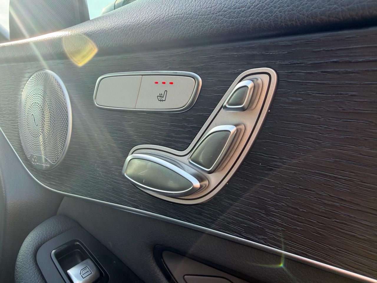 Mercedes-Benz GLC GLC 300 4MATIC SUV 2021