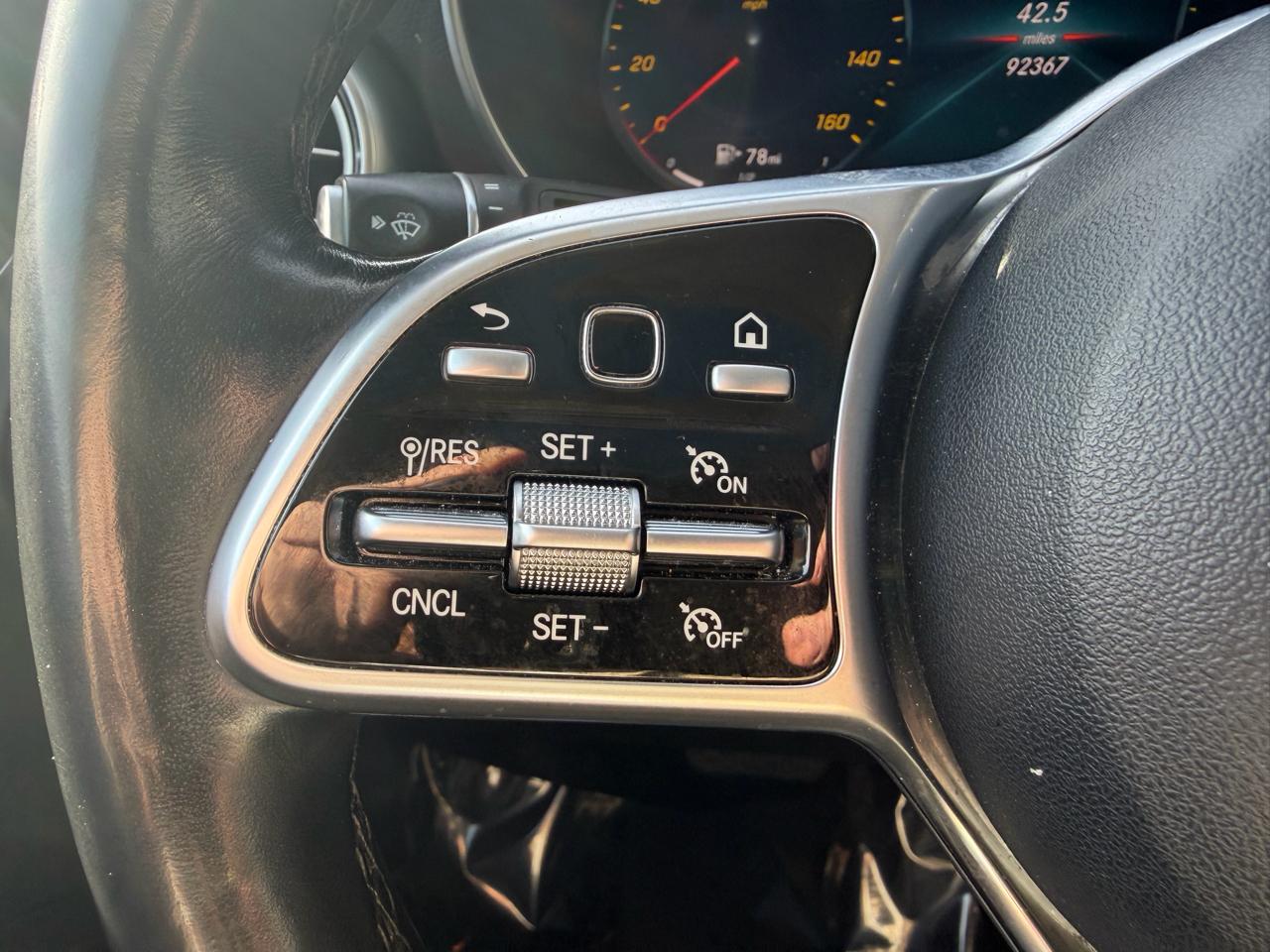 Mercedes-Benz GLC GLC 300 4MATIC SUV 2021