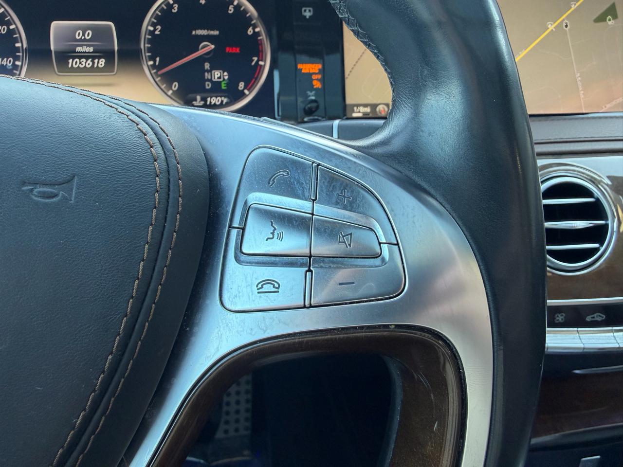 Mercedes-Benz S-Class 4dr Sdn S 550 4MATIC 2014