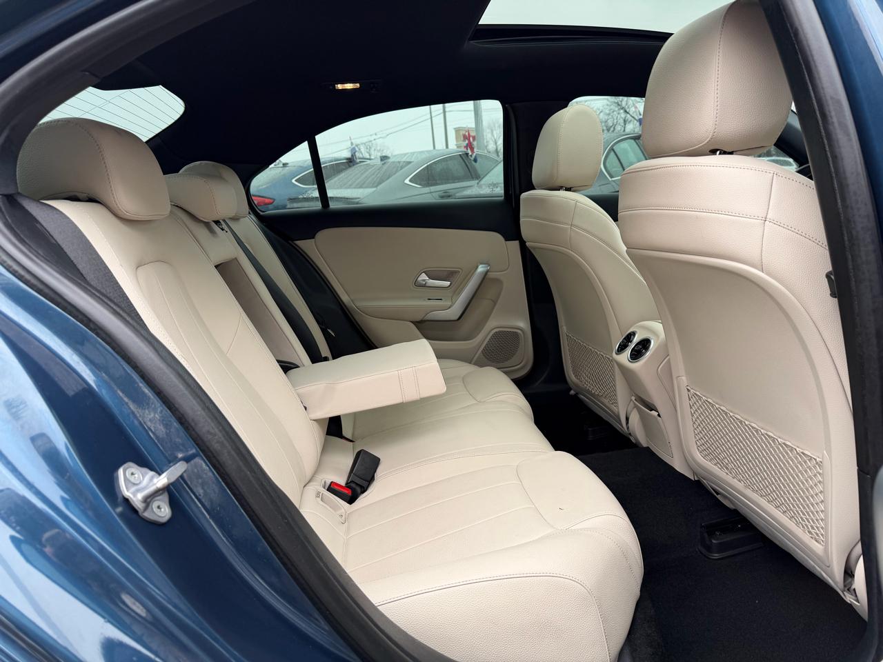 Mercedes-Benz A-Class A 220 4MATIC Sedan 2019