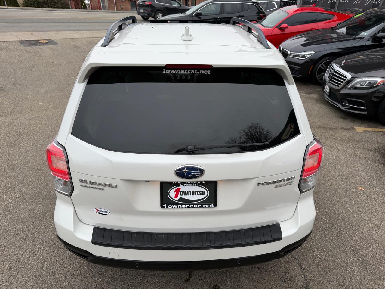 Subaru Forester 2.5i Limited CVT 2017