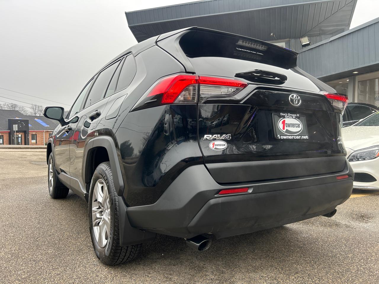 Toyota RAV4 XLE AWD (Natl) 2022