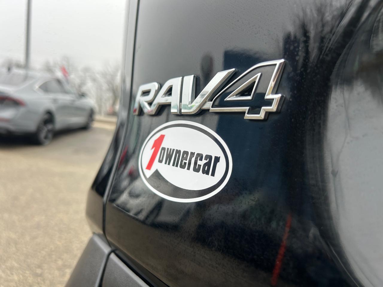 Toyota RAV4 XLE AWD (Natl) 2022