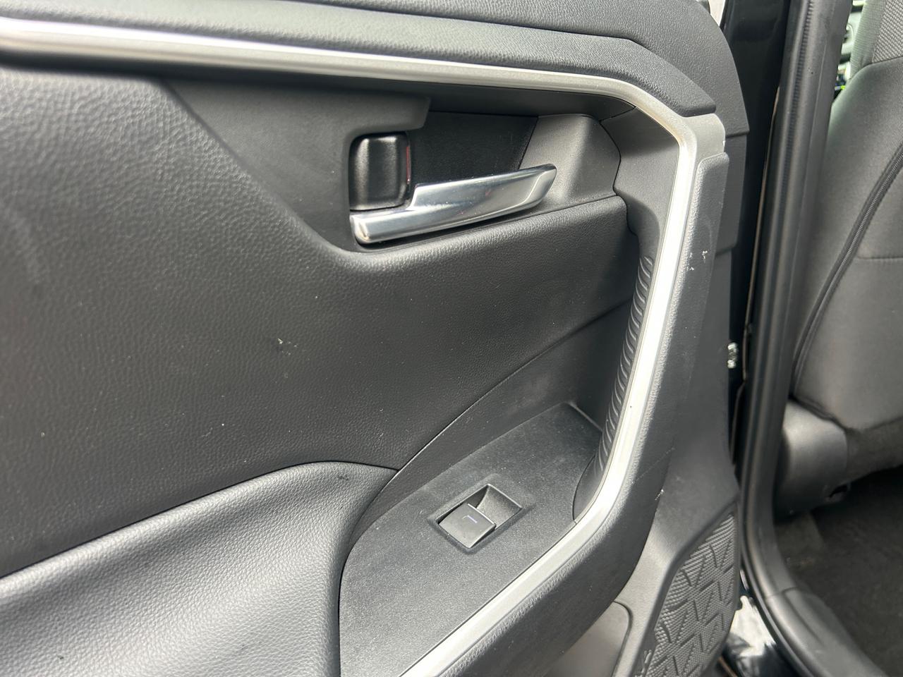 Toyota RAV4 XLE AWD (Natl) 2022