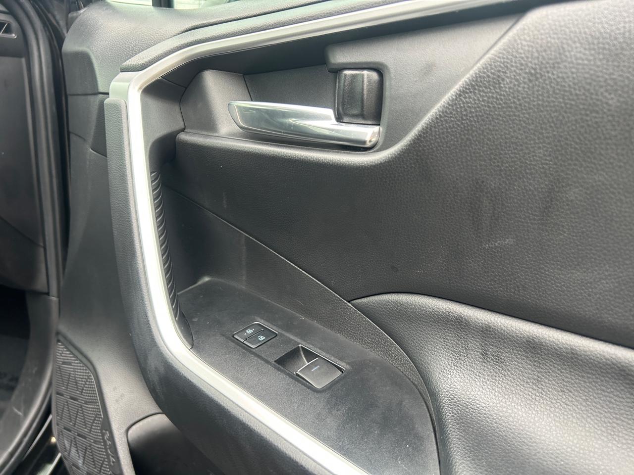 Toyota RAV4 XLE AWD (Natl) 2022