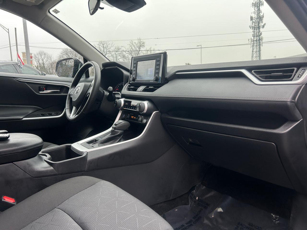 Toyota RAV4 XLE AWD (Natl) 2022