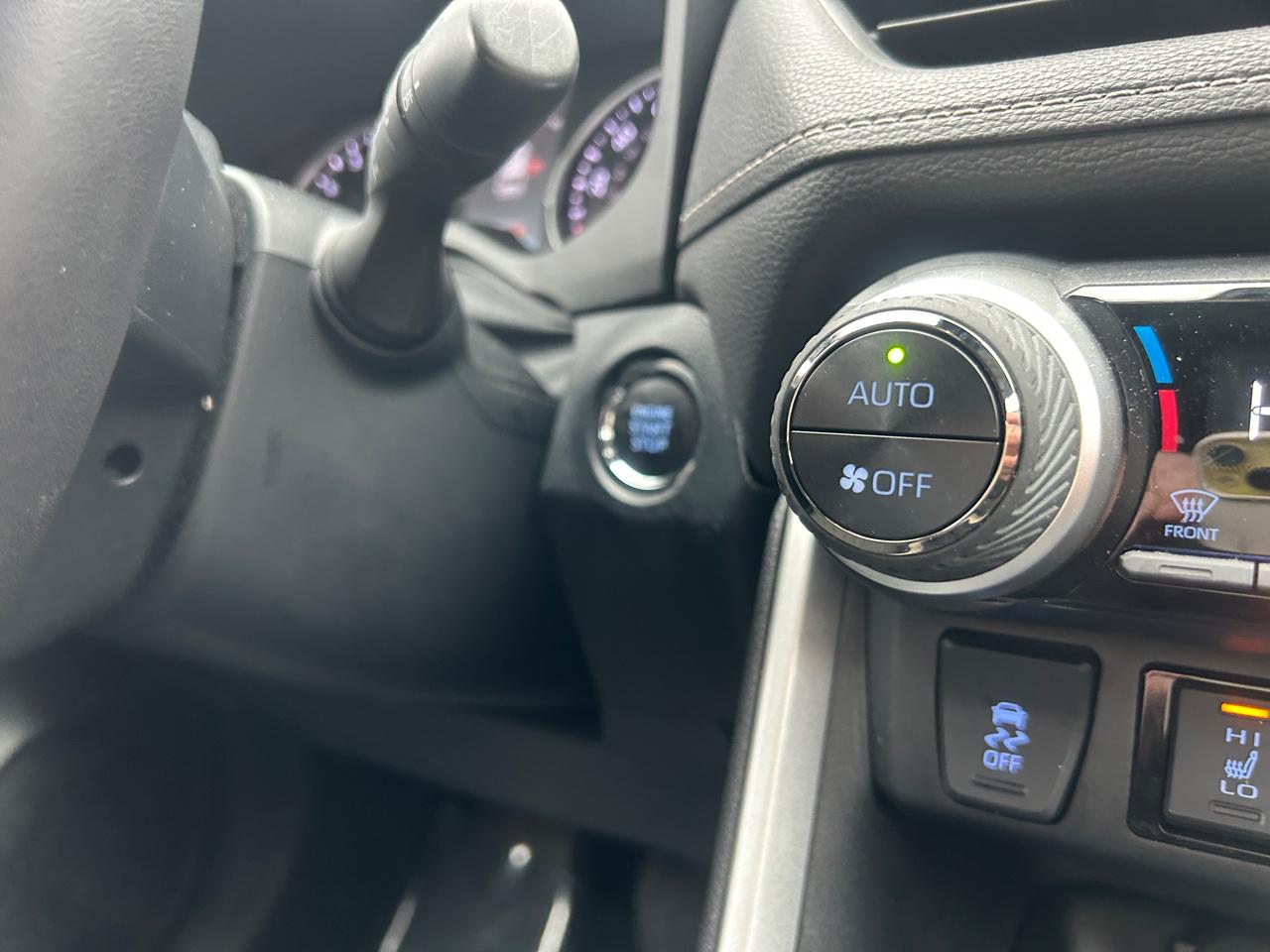 Toyota RAV4 XLE AWD (Natl) 2022