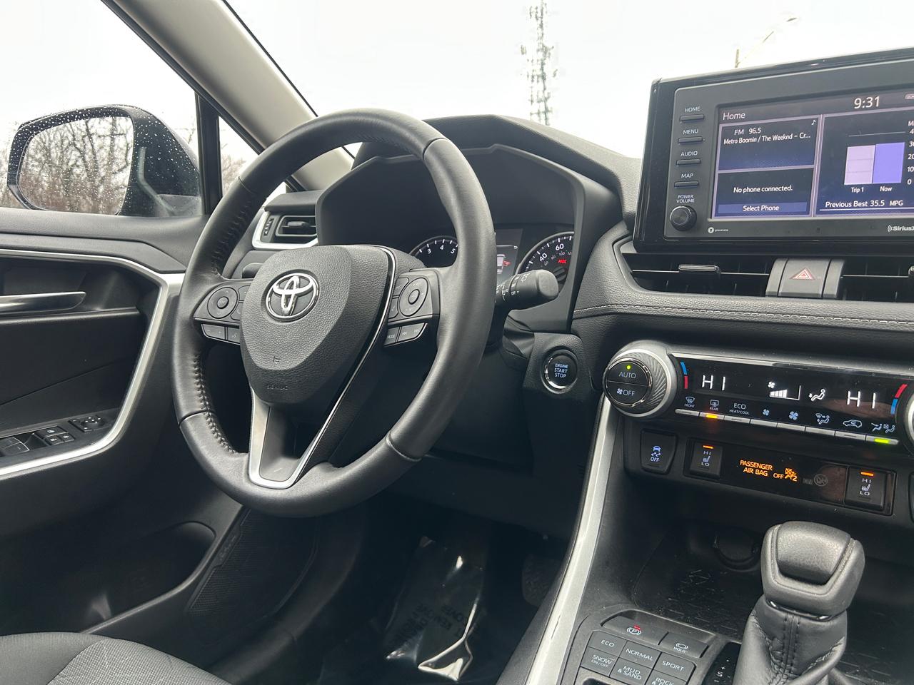 Toyota RAV4 XLE AWD (Natl) 2022