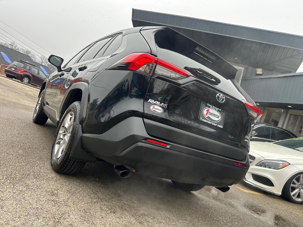 Toyota RAV4 XLE AWD (Natl) 2022