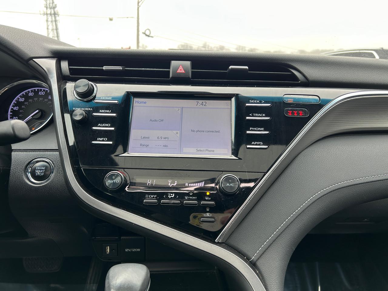 Toyota Camry SE 4D Sedan 2018