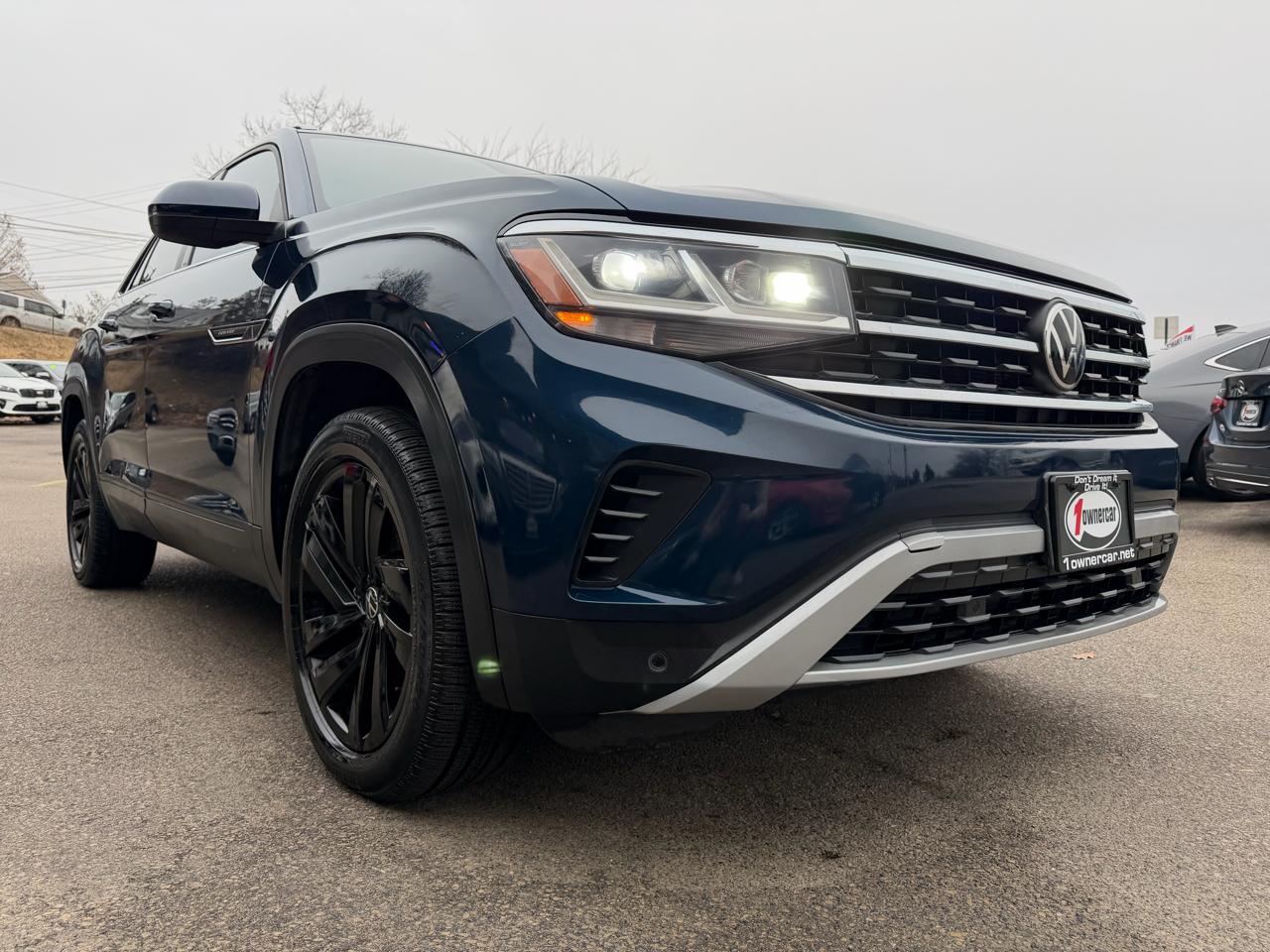 Volkswagen Atlas Cross Sport 3.6L V6 SE w/Technology FWD 2022