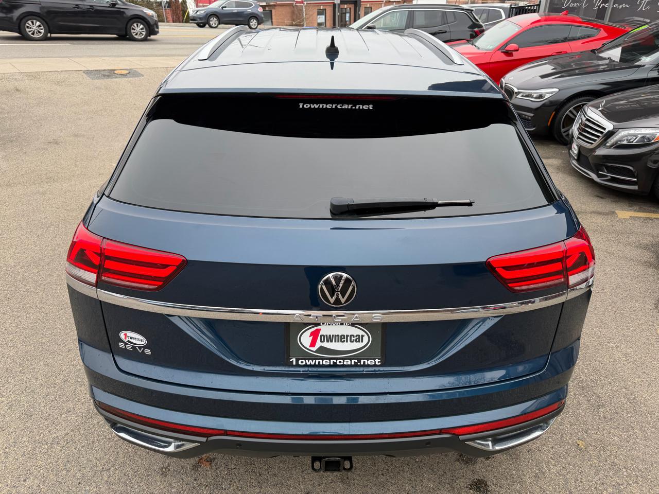 Volkswagen Atlas Cross Sport 3.6L V6 SE w/Technology FWD 2022