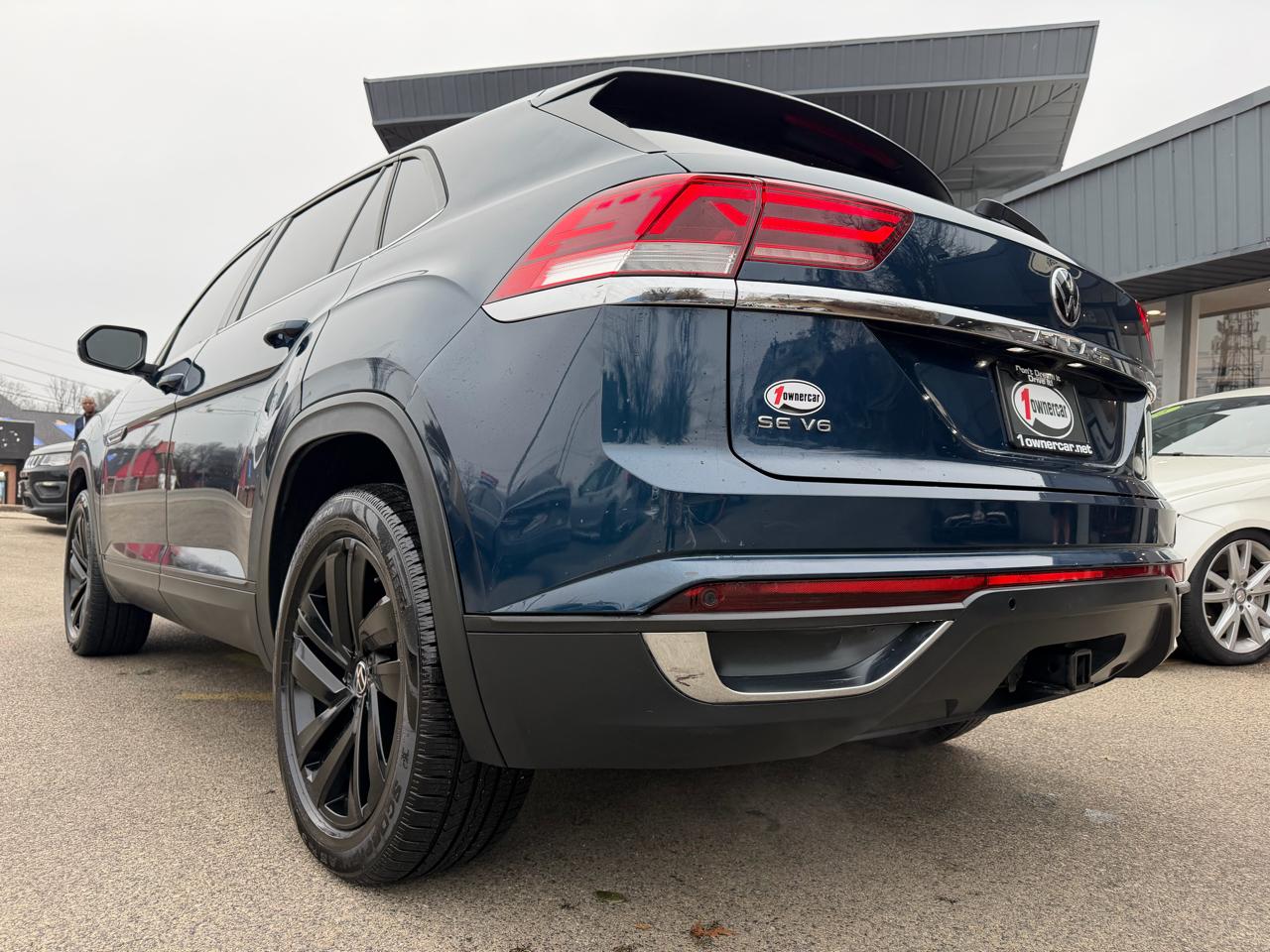 Volkswagen Atlas Cross Sport 3.6L V6 SE w/Technology FWD 2022