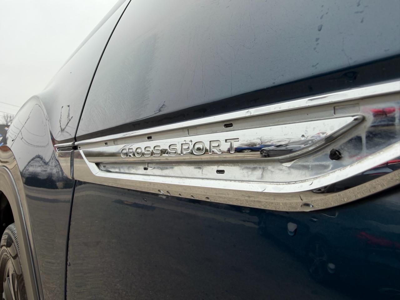 Volkswagen Atlas Cross Sport 3.6L V6 SE w/Technology FWD 2022