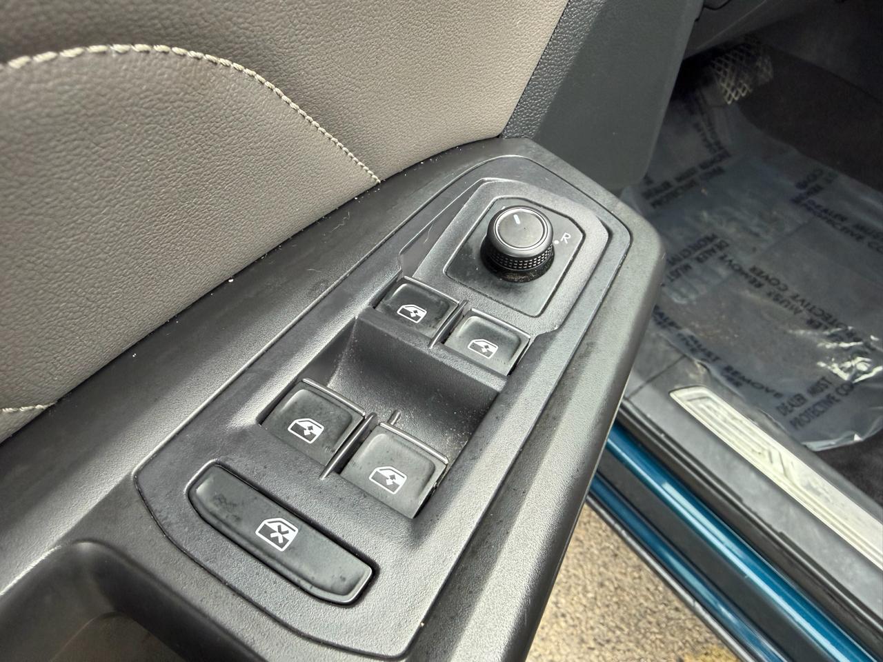 Volkswagen Atlas Cross Sport 3.6L V6 SE w/Technology FWD 2022