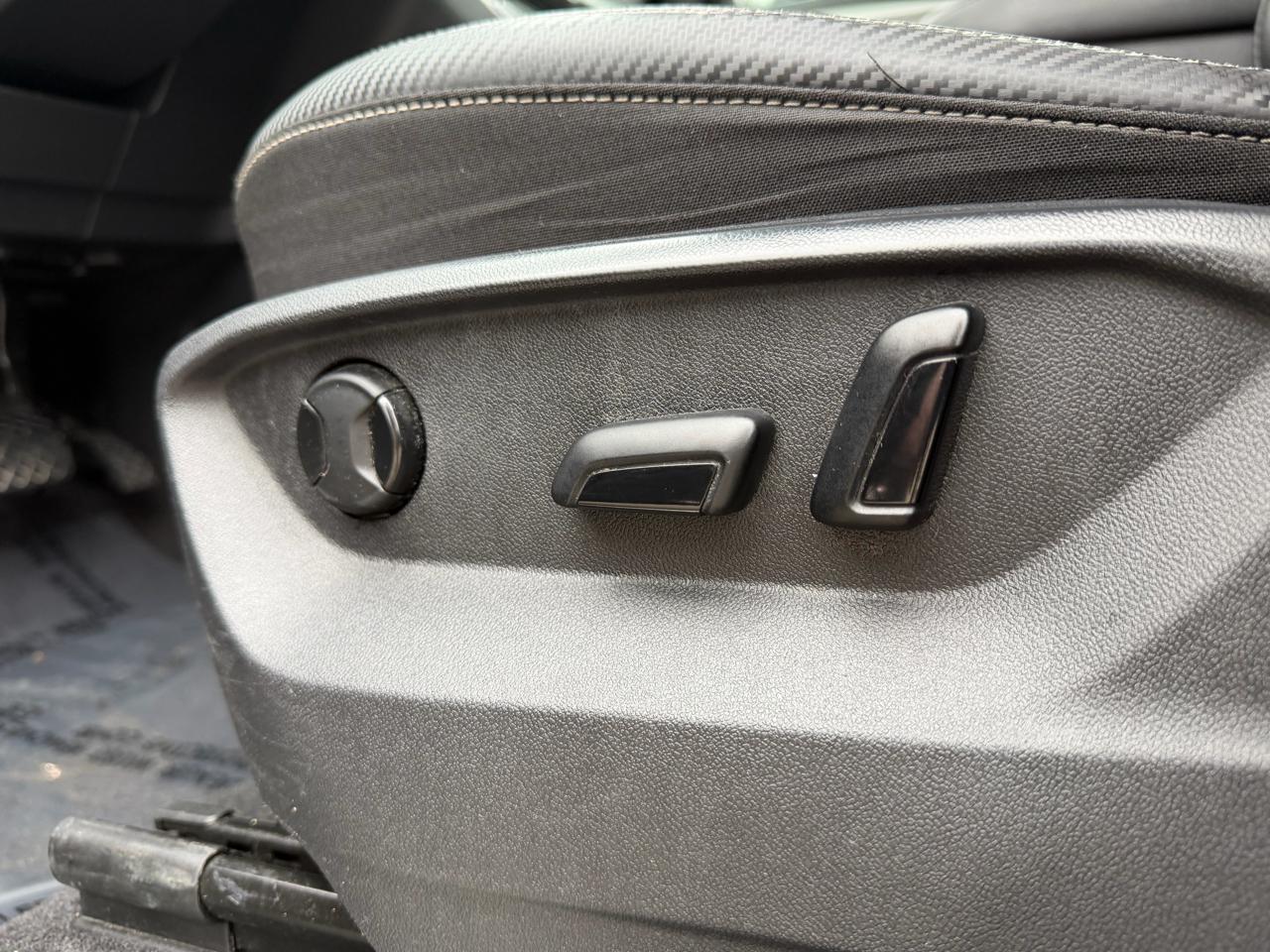 Volkswagen Atlas Cross Sport 3.6L V6 SE w/Technology FWD 2022