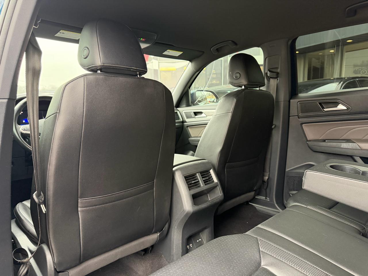 Volkswagen Atlas Cross Sport 3.6L V6 SE w/Technology FWD 2022