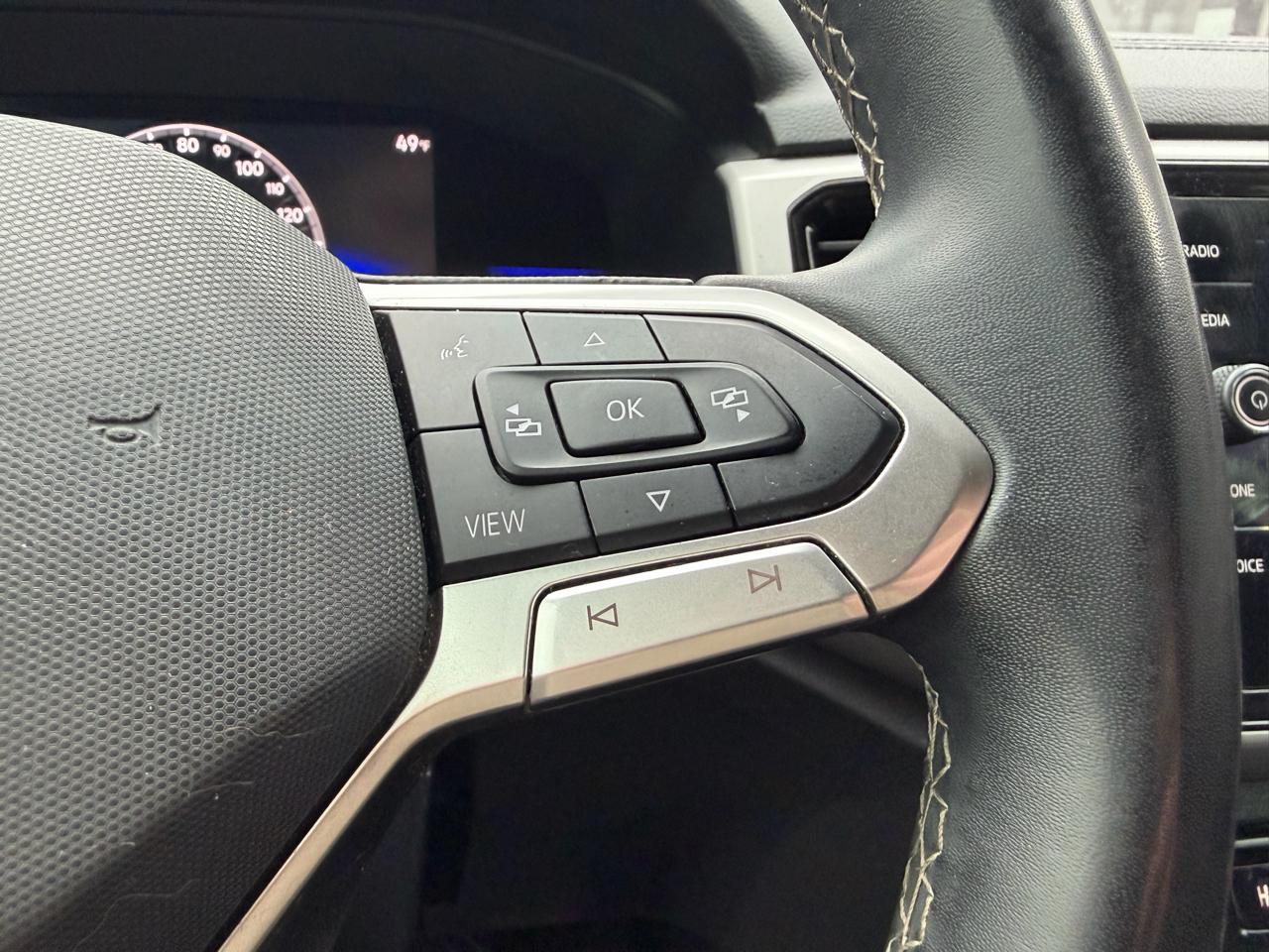 Volkswagen Atlas Cross Sport 3.6L V6 SE w/Technology FWD 2022