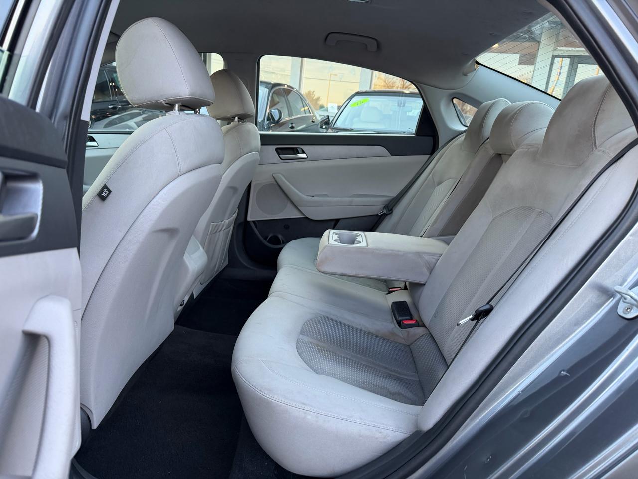 Hyundai Sonata SE 2.4L 2019