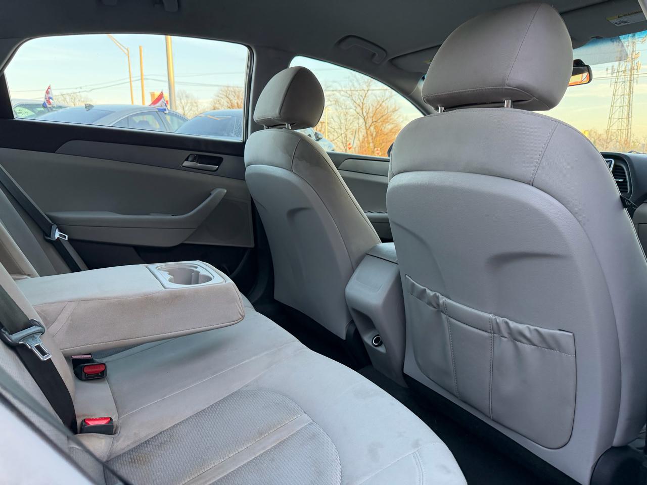 Hyundai Sonata SE 2.4L 2019