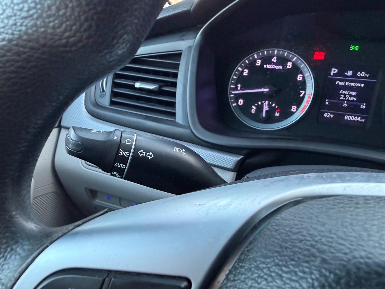 Hyundai Sonata SE 2.4L 2019