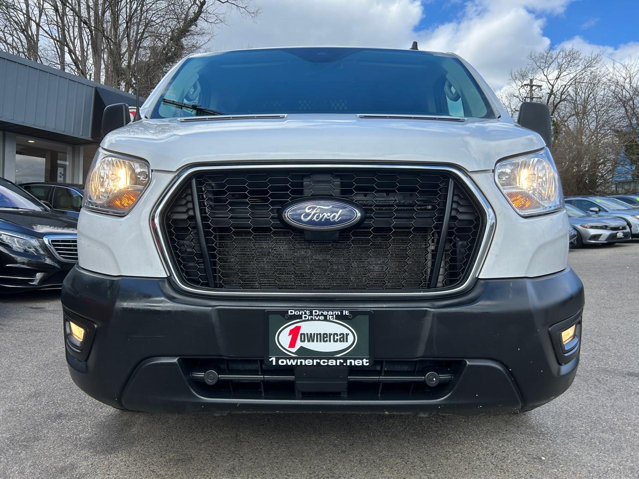 Ford Transit Cargo Van T-250 130" Low Rf 9070 GVWR RWD 2022