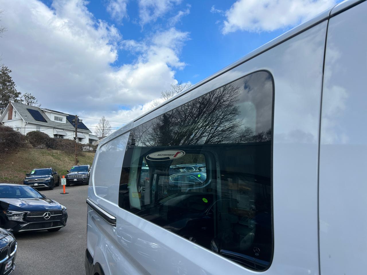 Ford Transit Cargo Van T-250 130" Low Rf 9070 GVWR RWD 2022