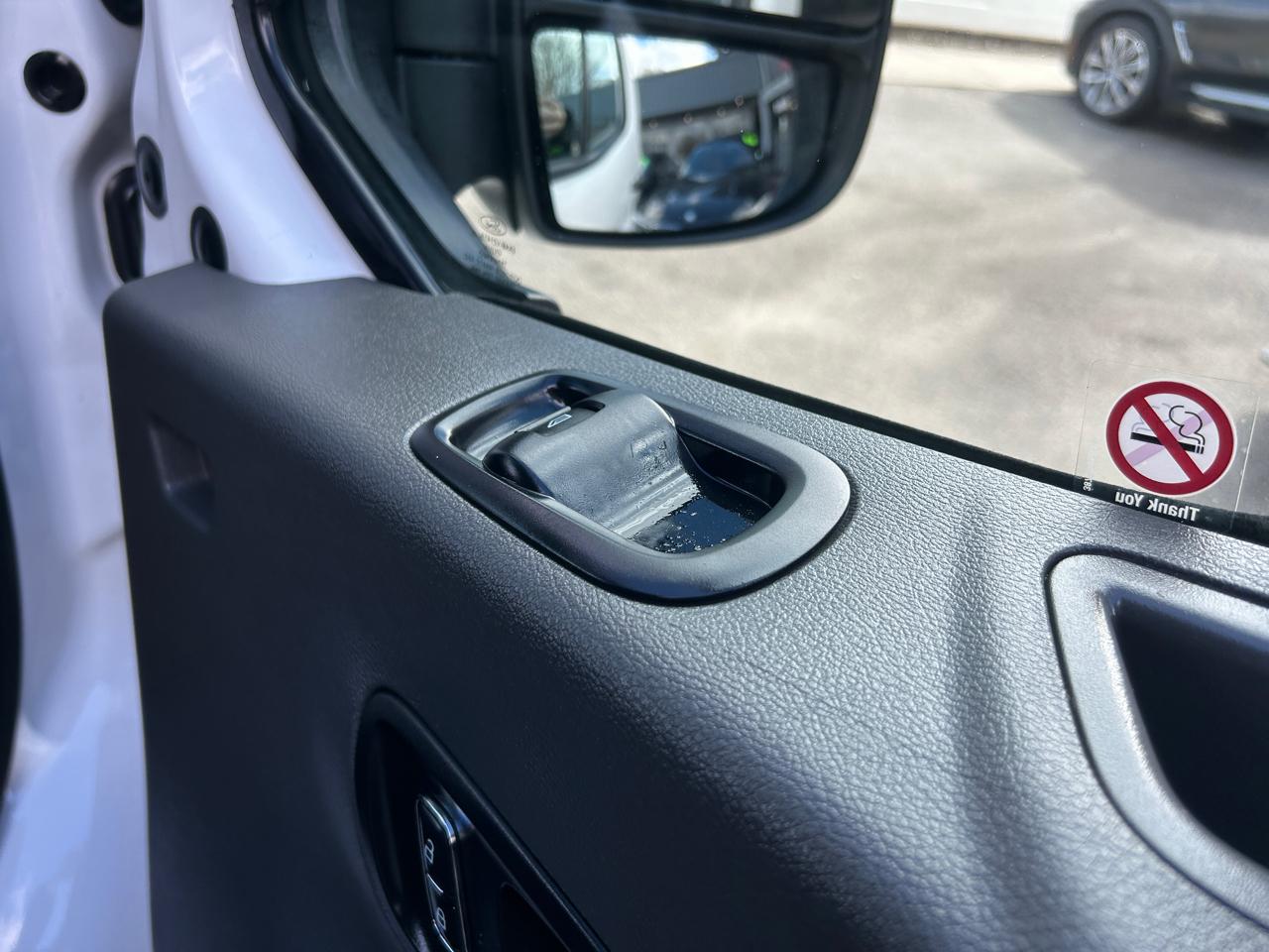 Ford Transit Cargo Van T-250 130" Low Rf 9070 GVWR RWD 2022