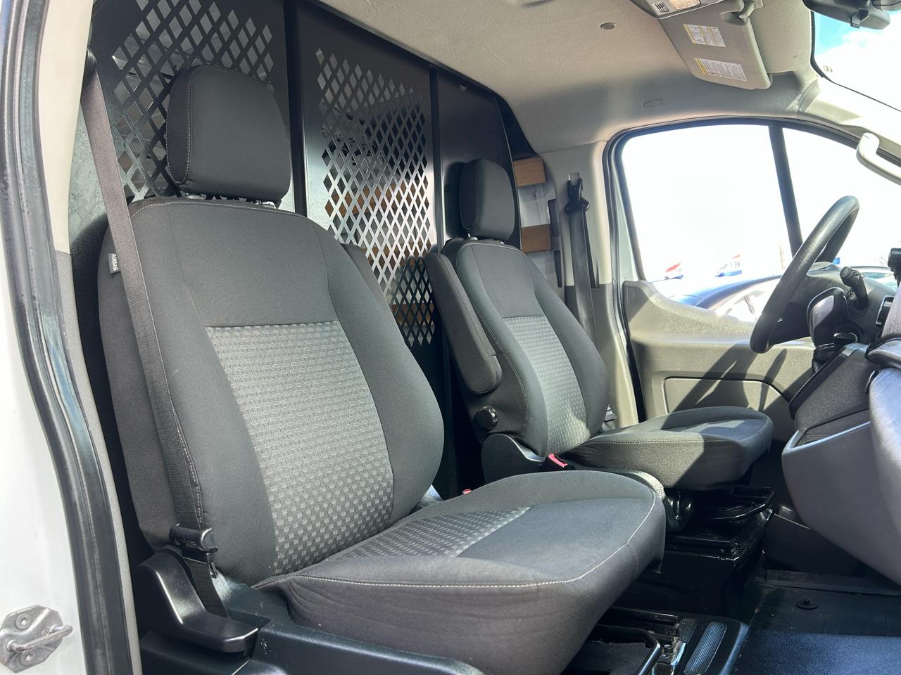 Ford Transit Cargo Van T-250 130" Low Rf 9070 GVWR RWD 2022