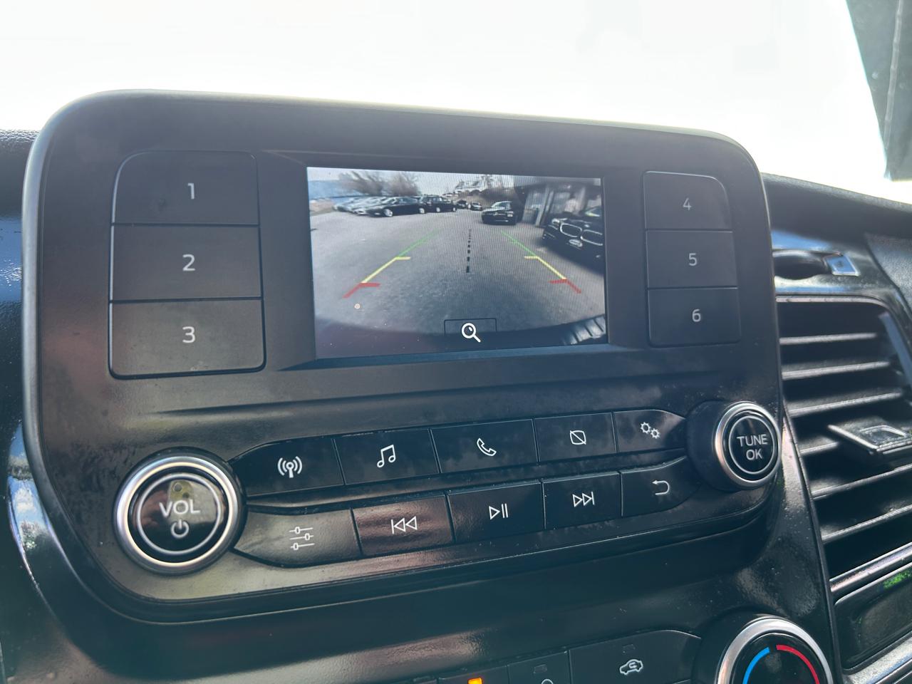 Ford Transit Cargo Van T-250 130" Low Rf 9070 GVWR RWD 2022