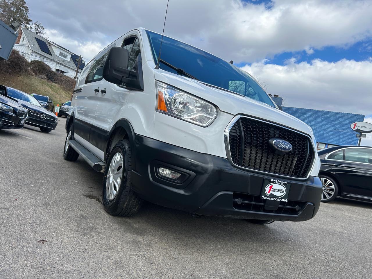 Ford Transit Cargo Van T-250 130" Low Rf 9070 GVWR RWD 2022