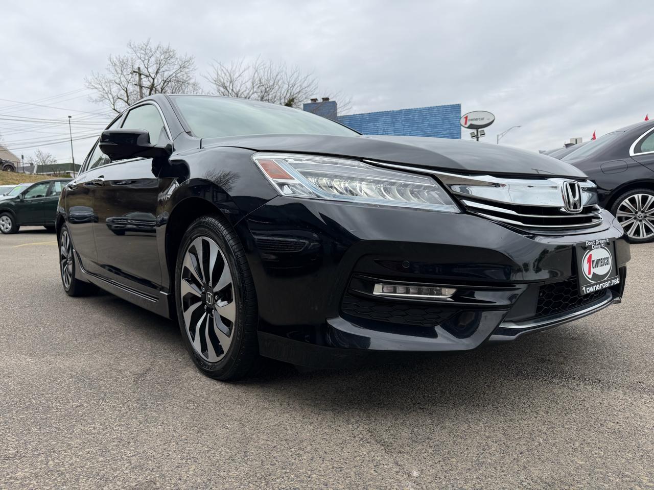 Honda Accord Hybrid Touring Sedan 2017