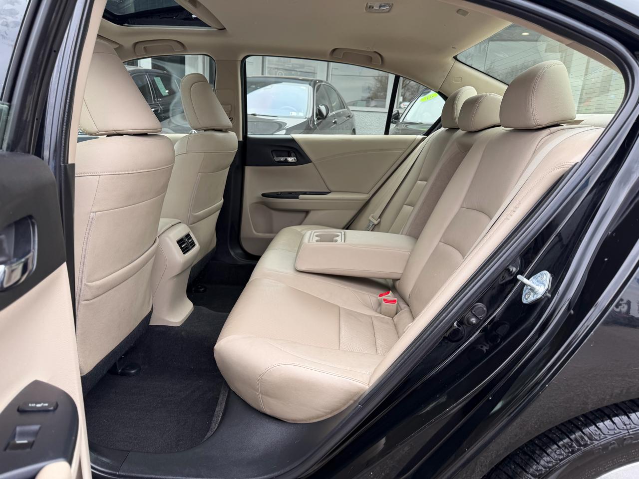 Honda Accord Hybrid Touring Sedan 2017