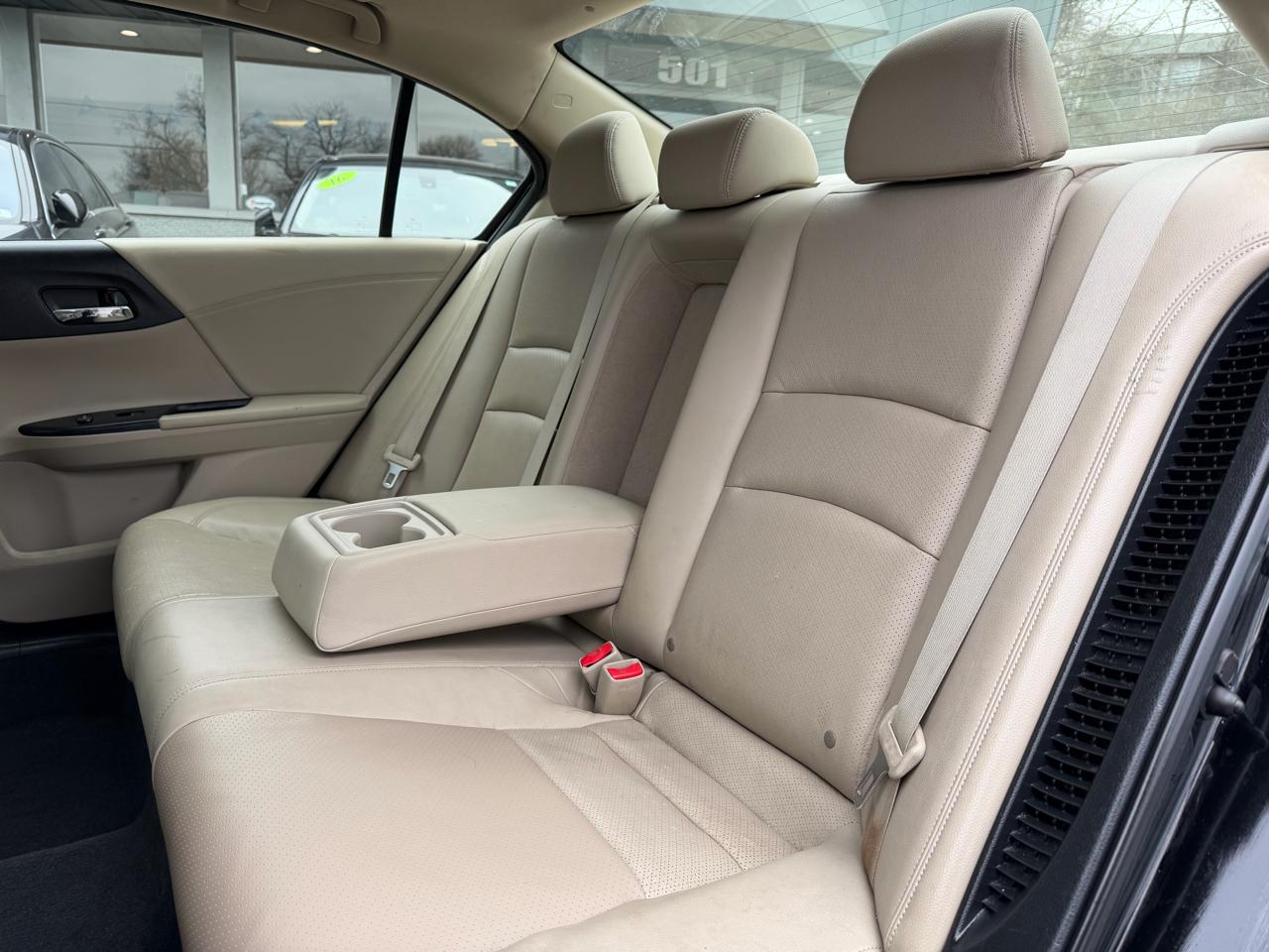 Honda Accord Hybrid Touring Sedan 2017