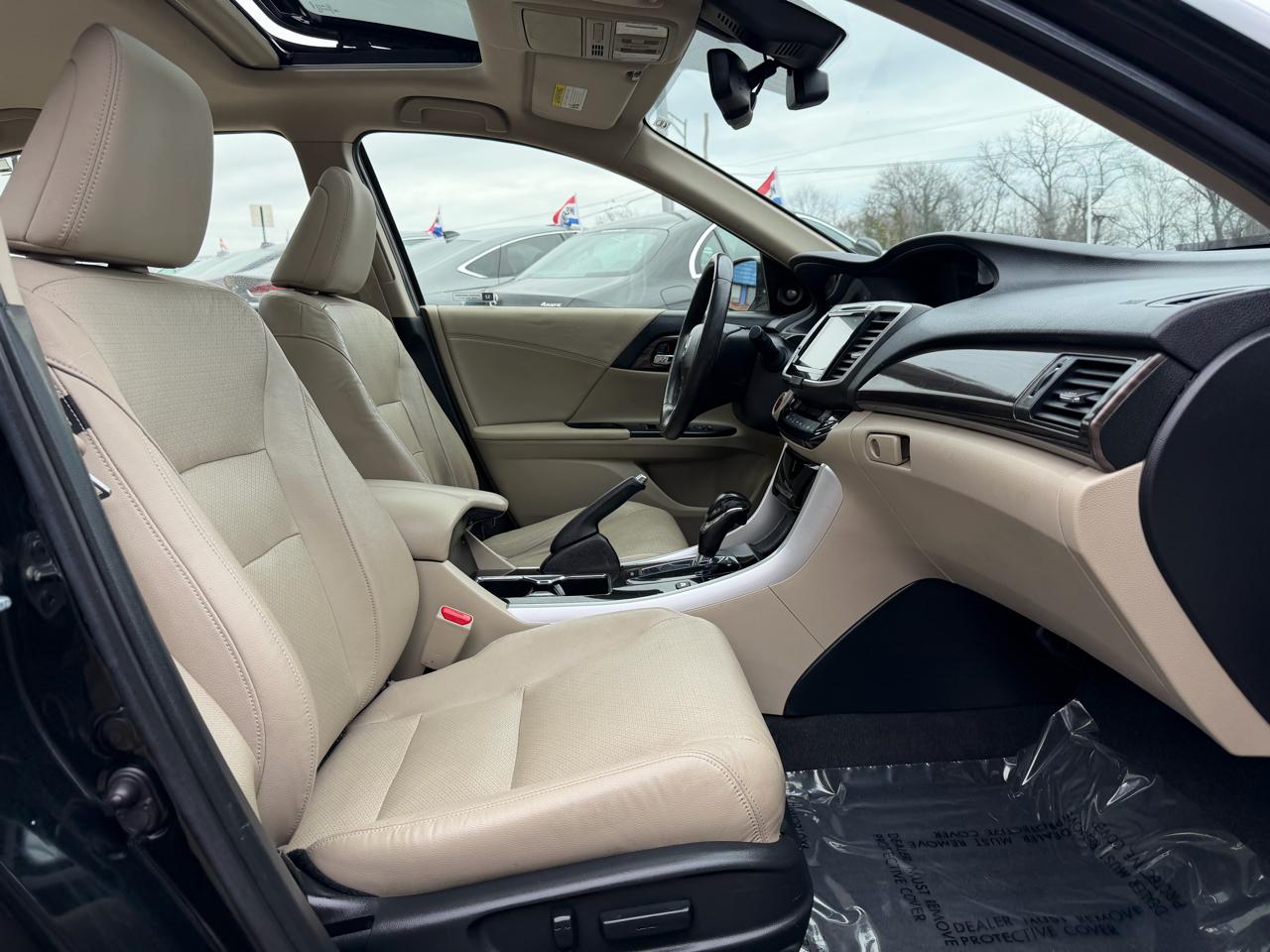 Honda Accord Hybrid Touring Sedan 2017