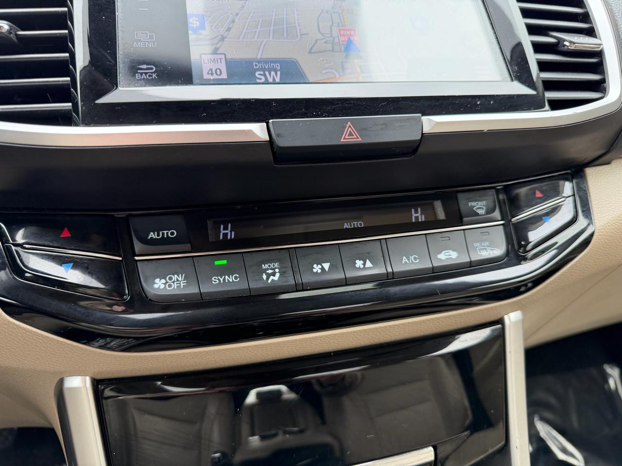 Honda Accord Hybrid Touring Sedan 2017