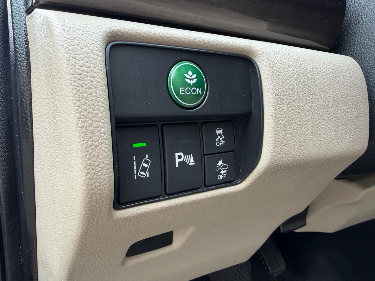 Honda Accord Hybrid Touring Sedan 2017