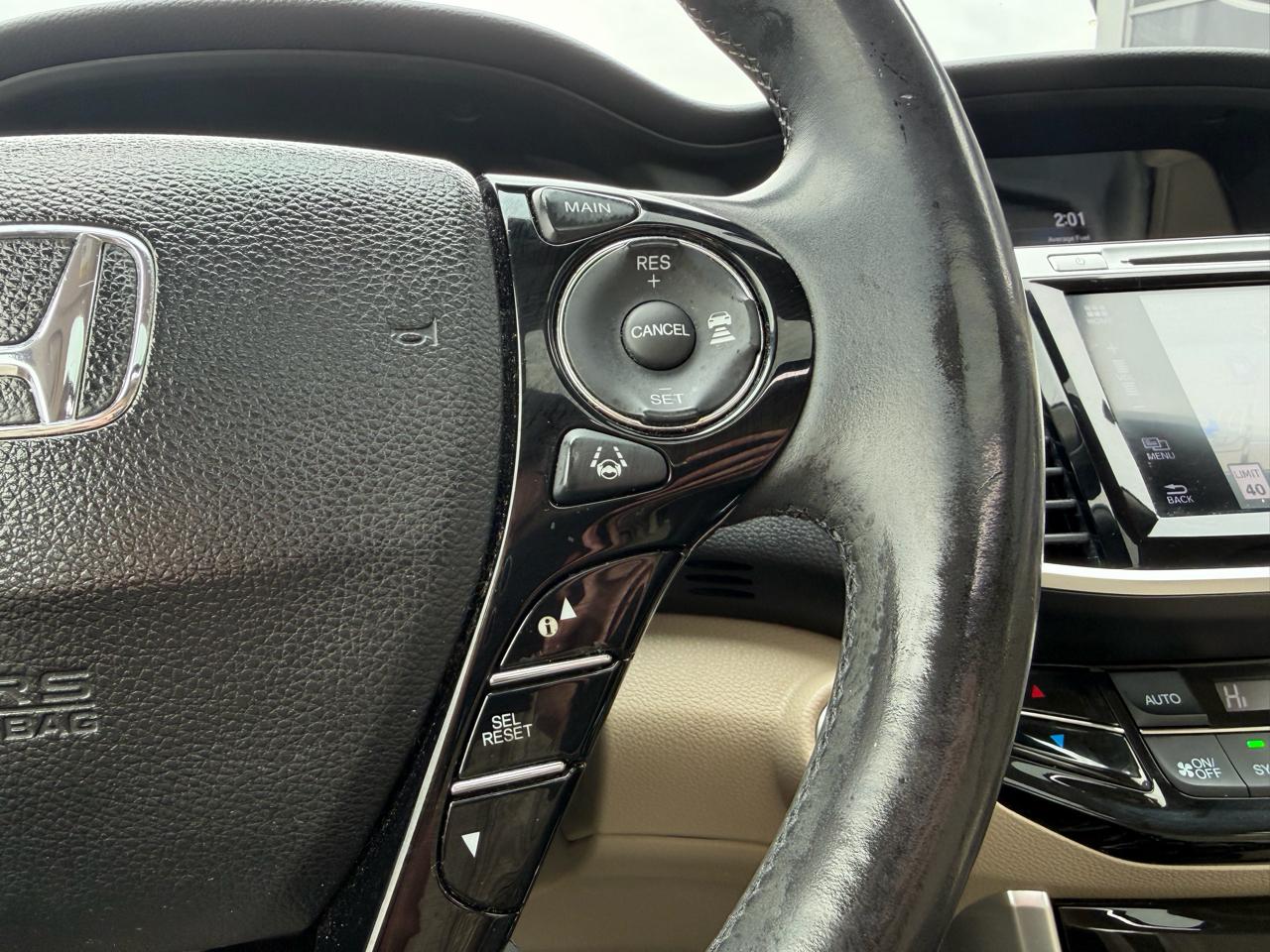 Honda Accord Hybrid Touring Sedan 2017