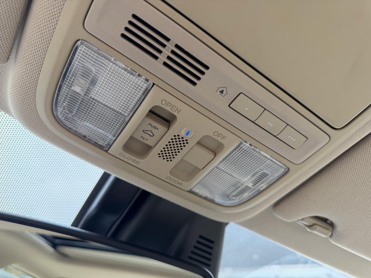 Honda Accord Hybrid Touring Sedan 2017