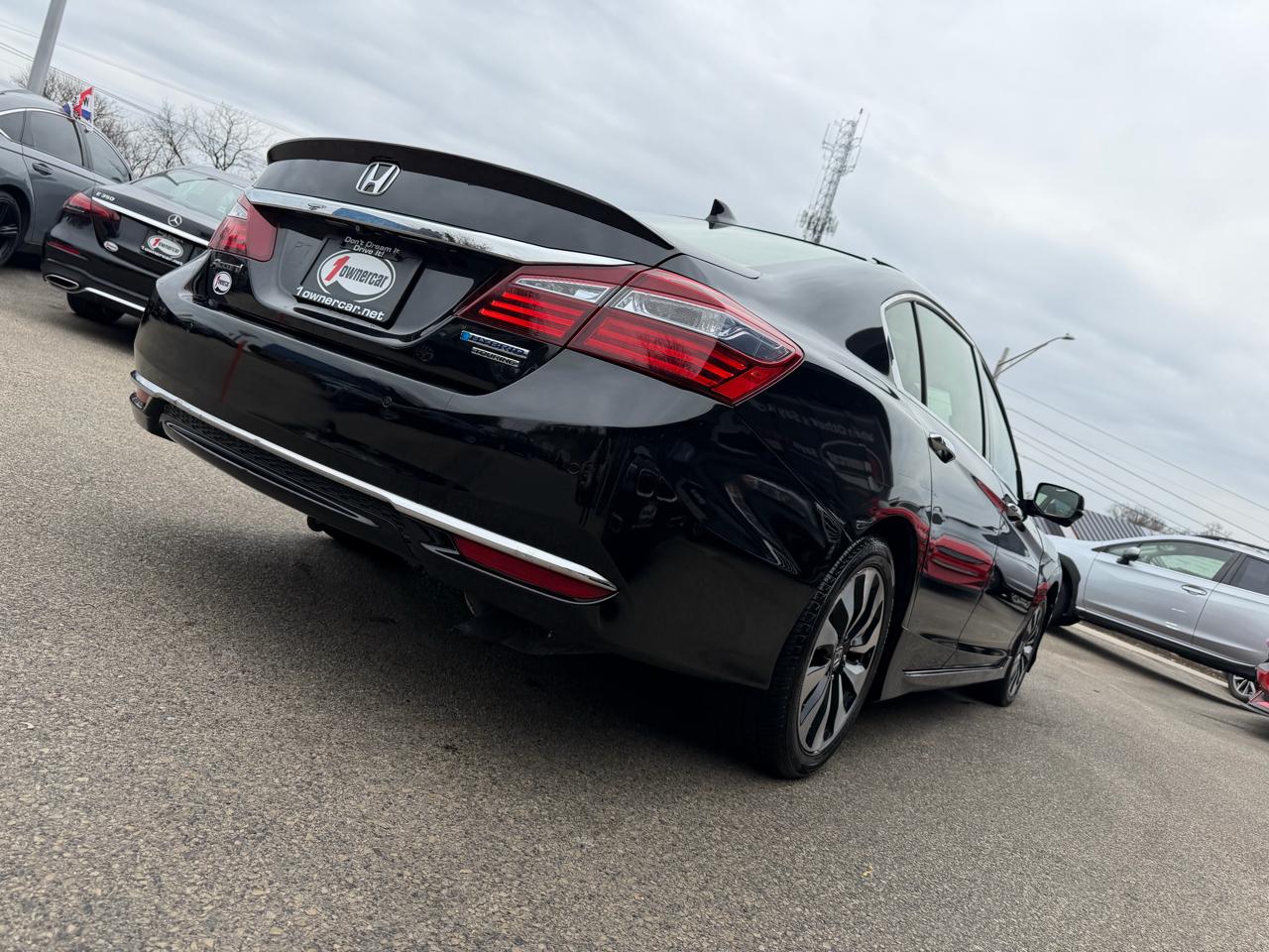 Honda Accord Hybrid Touring Sedan 2017