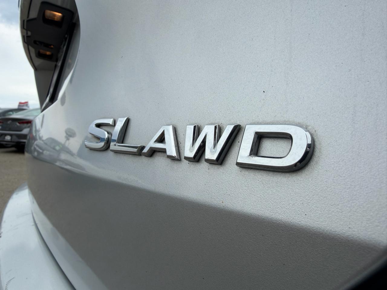 Nissan Rogue AWD 4dr SL 2016