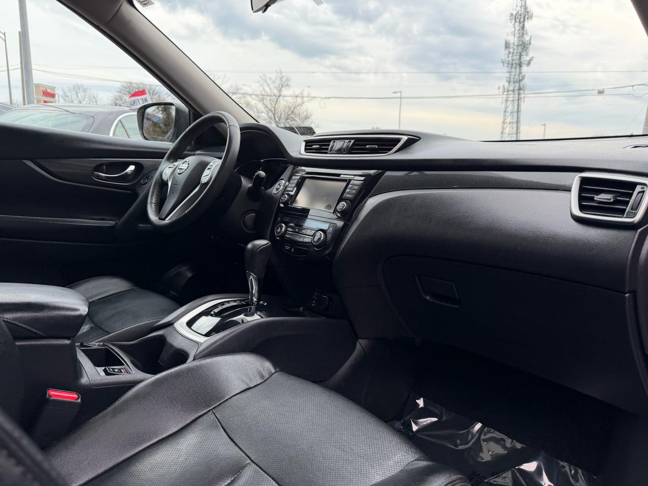 Nissan Rogue AWD 4dr SL 2016