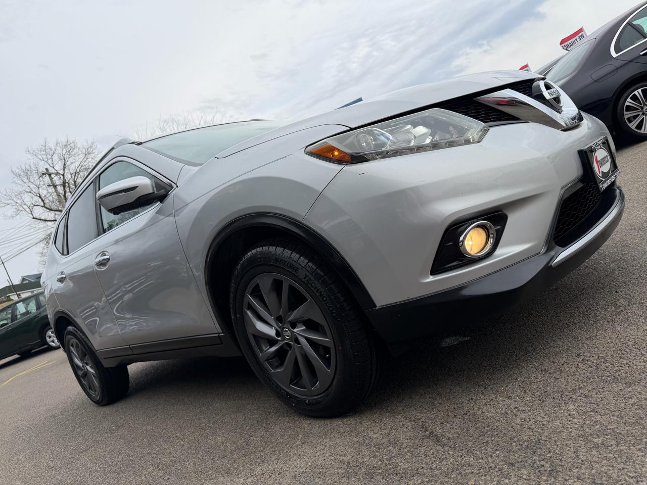 Nissan Rogue AWD 4dr SL 2016