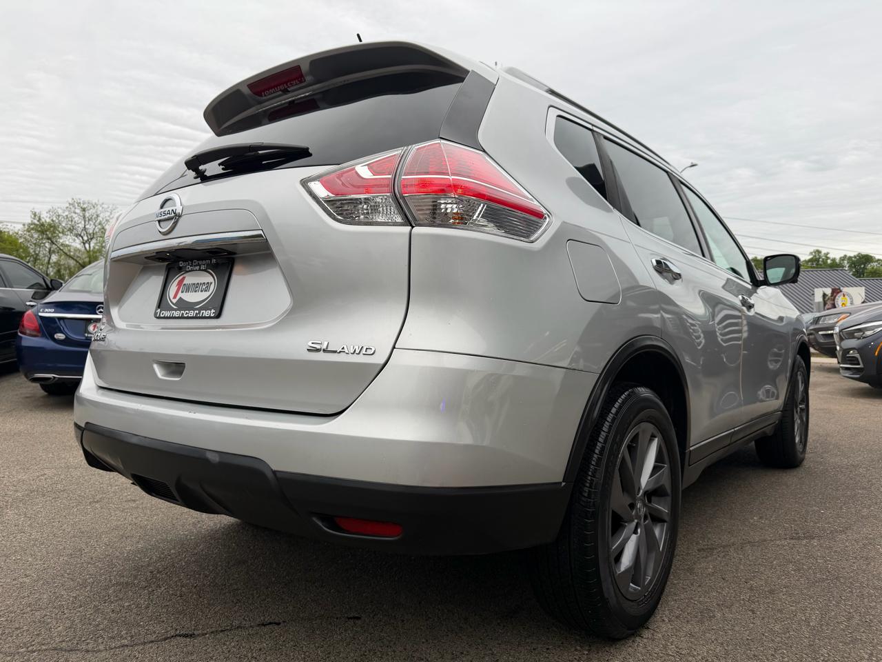Nissan Rogue AWD 4dr SL 2016