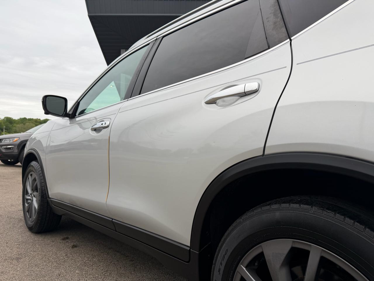 Nissan Rogue AWD 4dr SL 2016