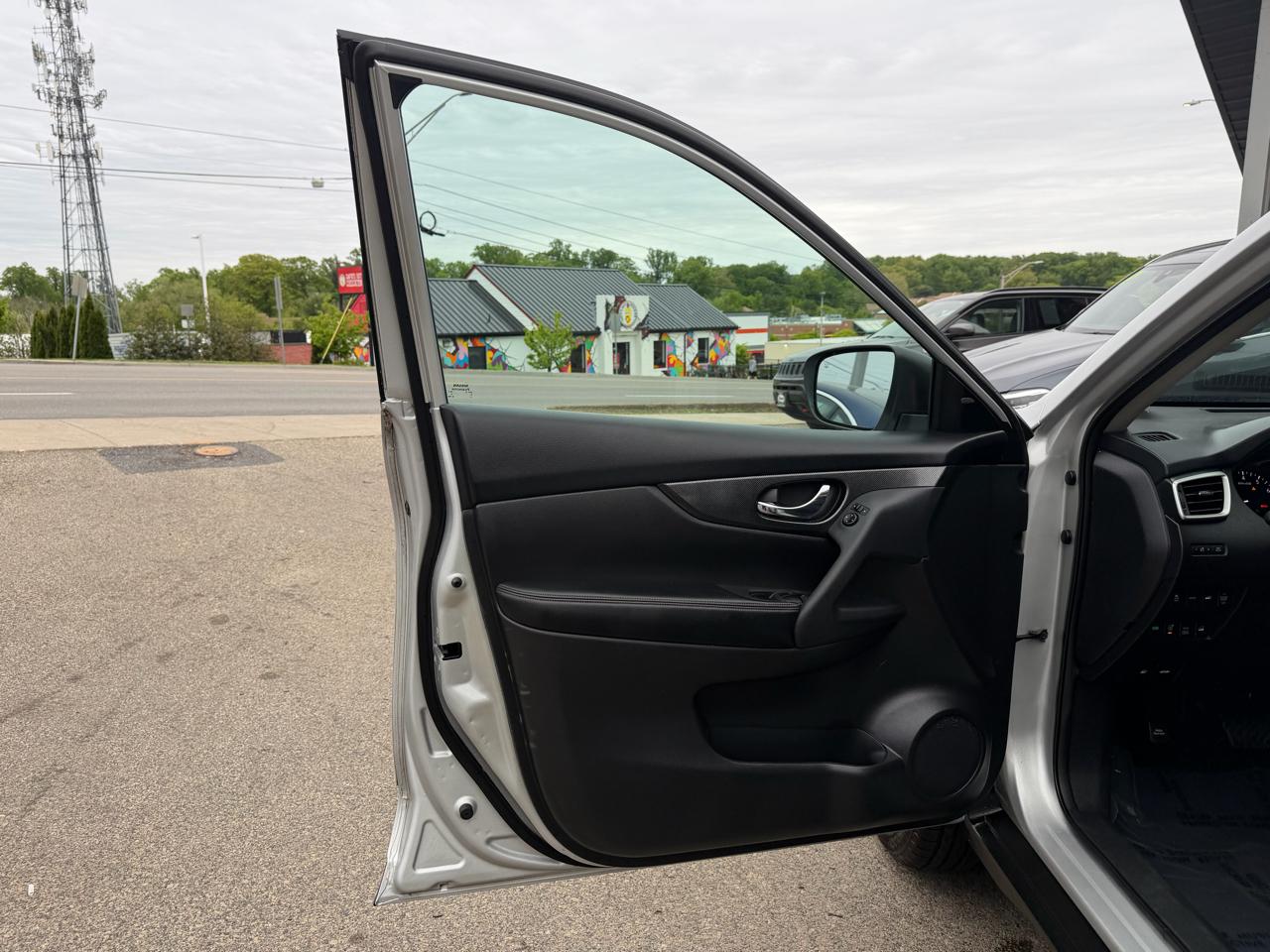 Nissan Rogue AWD 4dr SL 2016